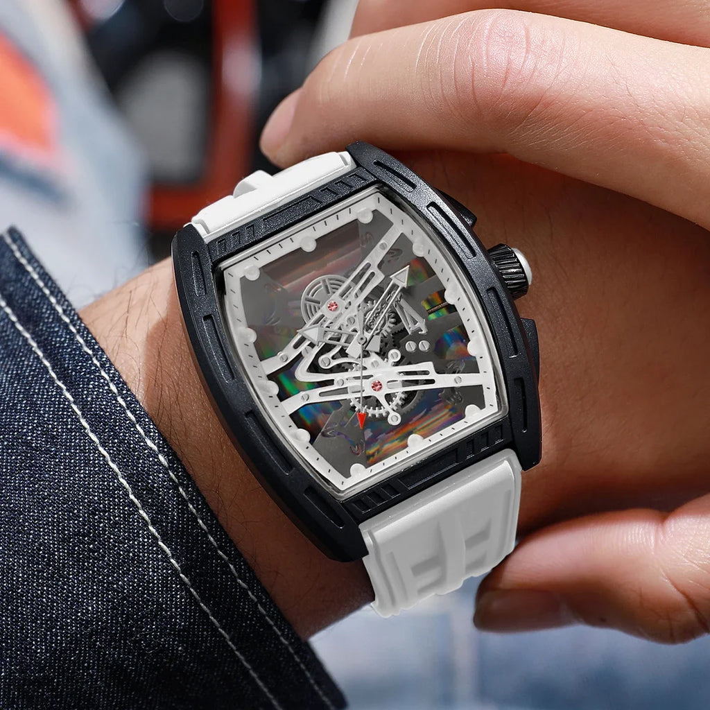 Montre homme tonneau noire à cadran ajouré, bracelet en silicone, vue 3, King Watch
