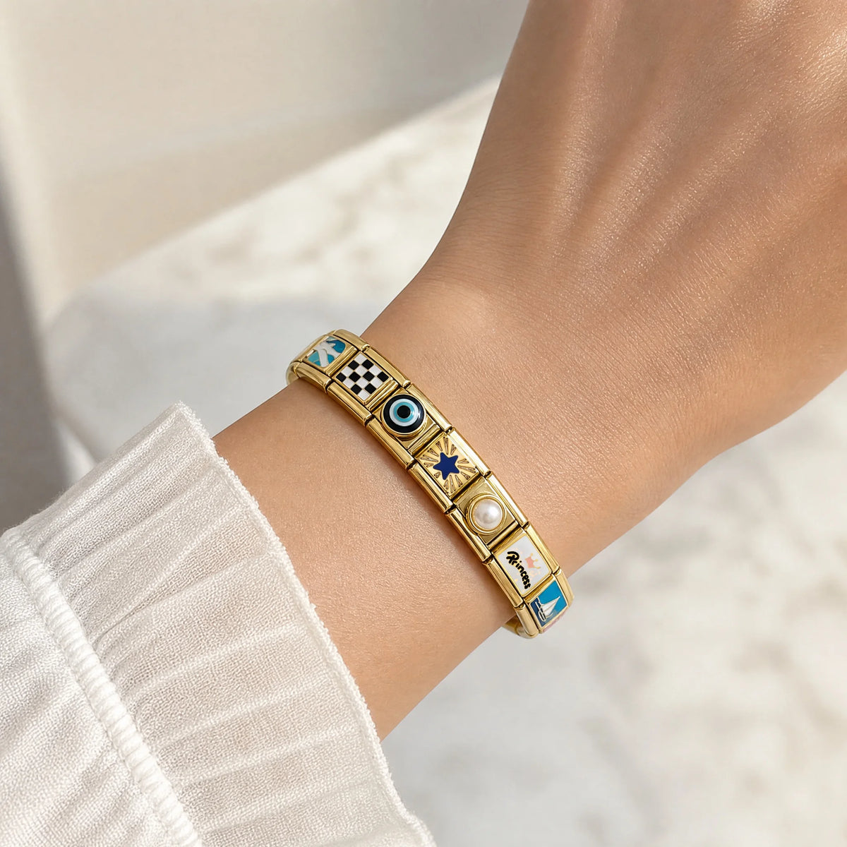 Bracelet à charms italiens en acier doré, maillons émaillés, vue 3, King Watch