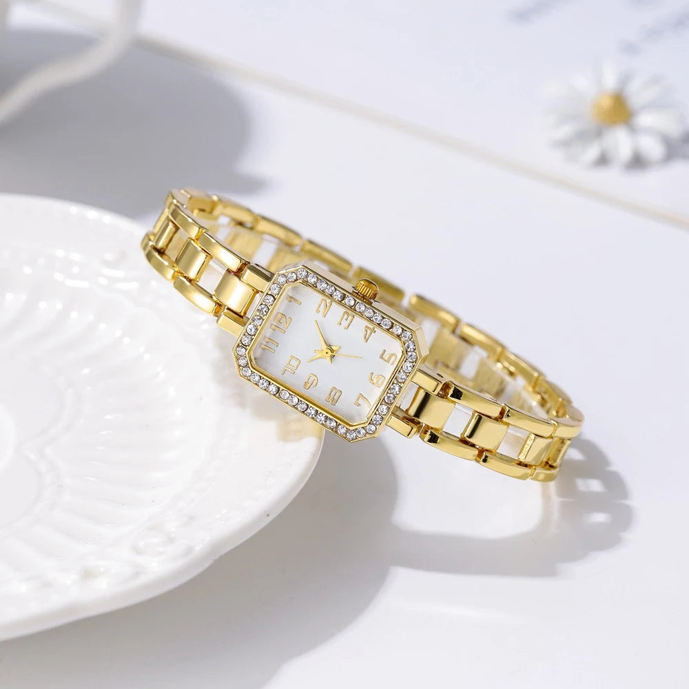 Montre femme rectangulaire, boîtier serti de strass et bracelet en acier, vue 3, King Watch