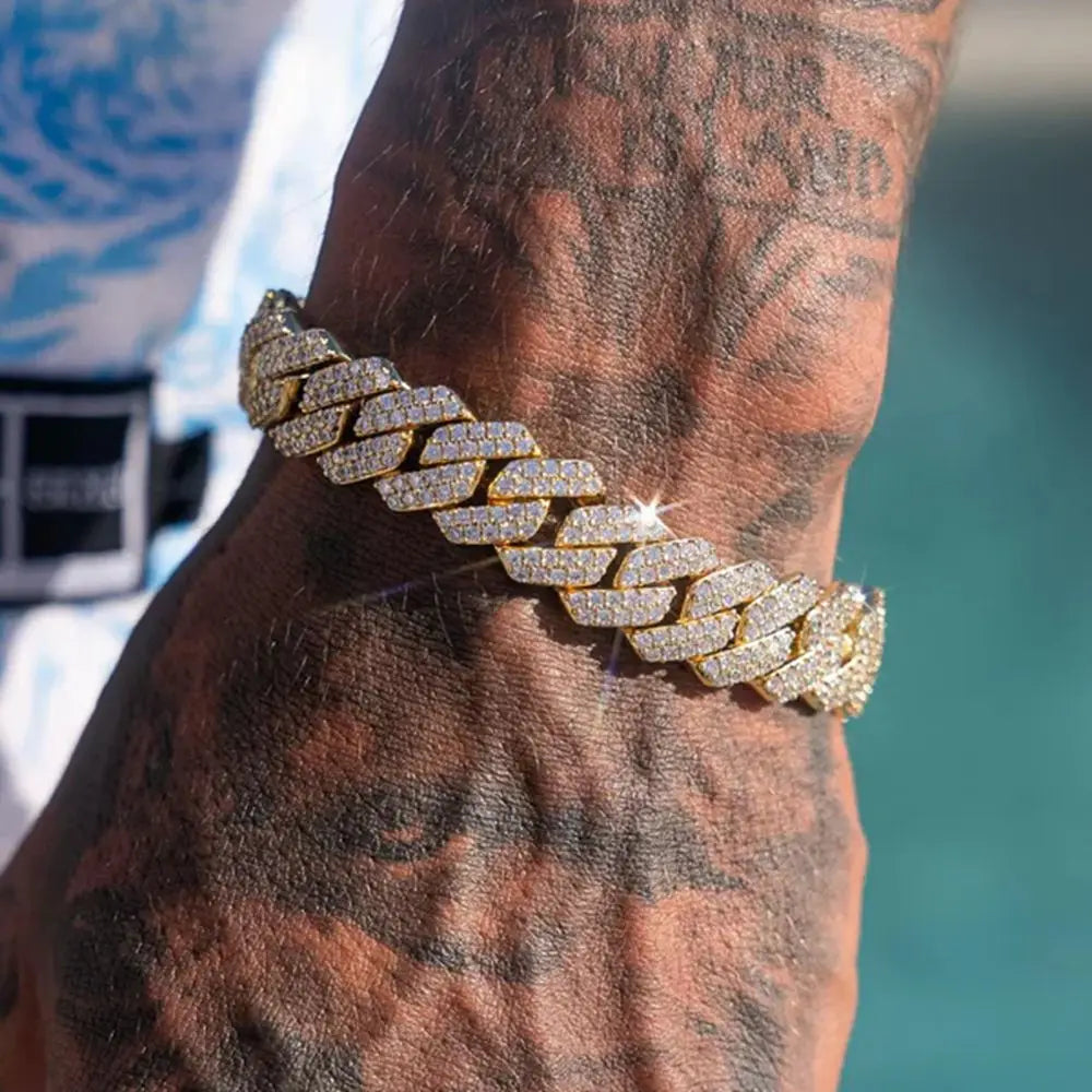 Bracelet maille cubaine iced out serti de strass, sertie large, dorée, King Watch