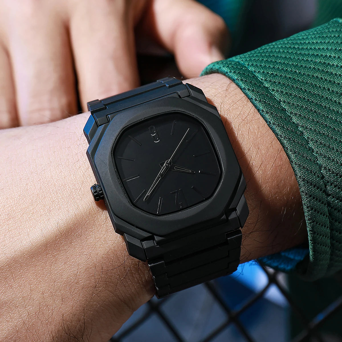 Montre carrée mate, boîtier et bracelet en résine monochrome, noir, King Watch