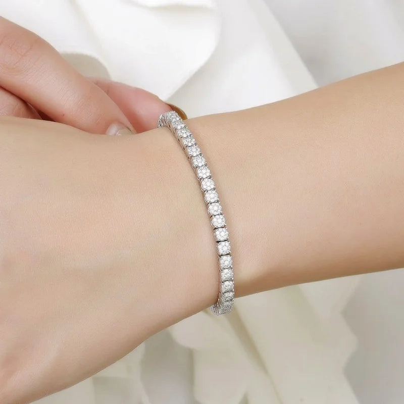 Bracelet tennis serti de zircones de 4 mm, finition dorée ou argentée, vue 2, King Watch