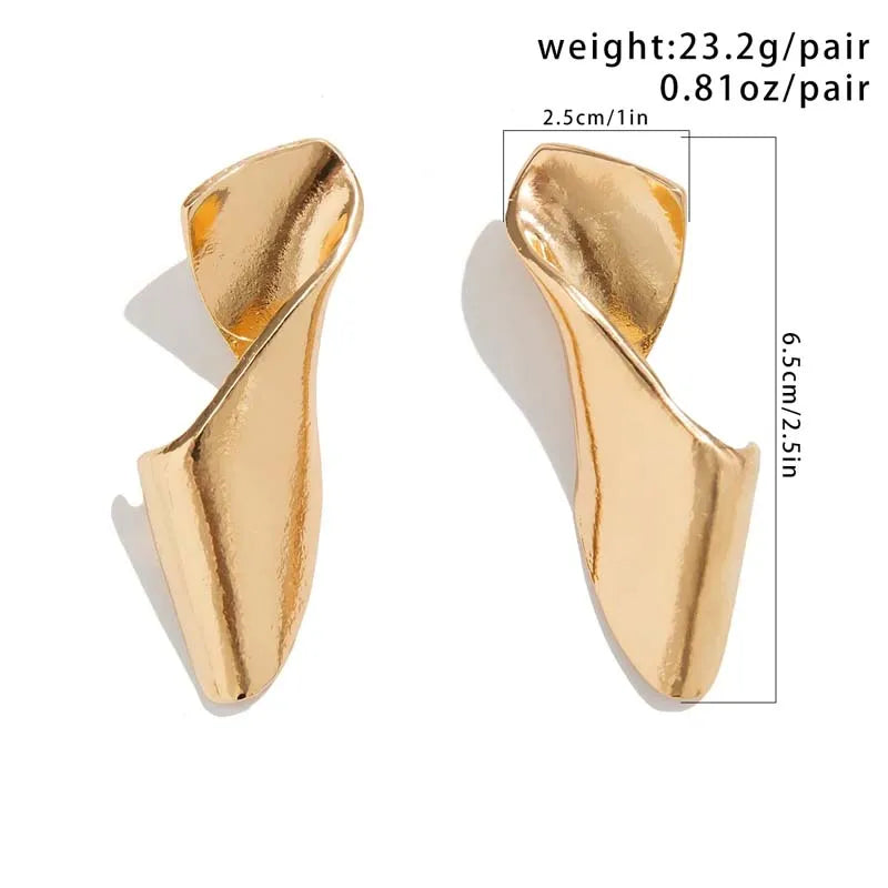 Boucles d'oreilles puces au motif torsadé irrégulier, vue 5, King Watch